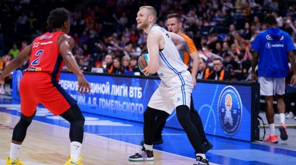 Баскетболисты "Зенита" впервые выиграли Суберкубок Единой лиги ВТБ