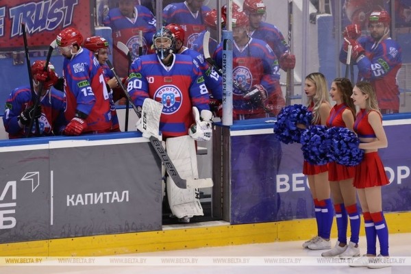 Хоккеисты "Шахтера" потерпели первое поражение в сезоне белорусской экстралиги Хоккеисты "Шахтера" потерпели первое поражение в сезоне белорусской экстралиги