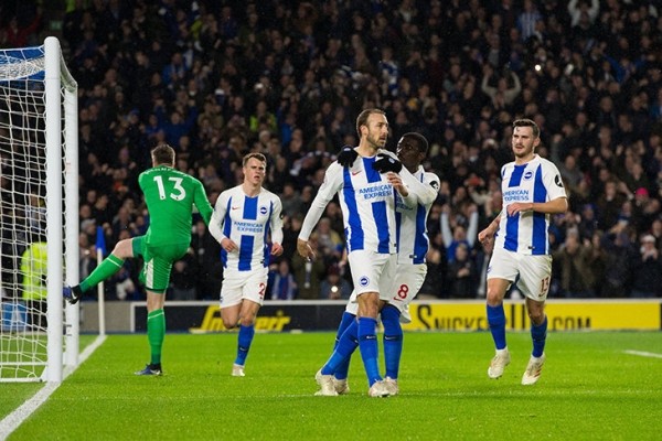 Поттер помешан на гибридных схемах и необычных ролях. Не факт, что сработает в «Челси», но будет интересно Поттер помешан на гибридных схемах и необычных ролях. Не факт, что сработает в «Челси», но будет интересно