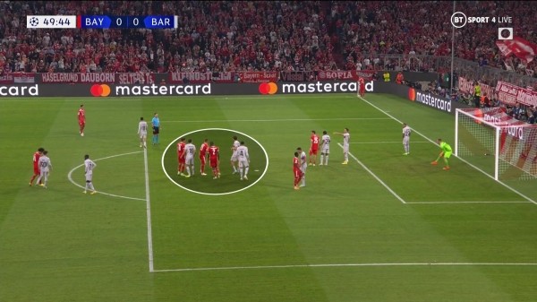 Ультрасмелый прессинг Хави подарил «Барсе» волшебный тайм. «Баварию» спасли Нойер и хладнокровная реализация