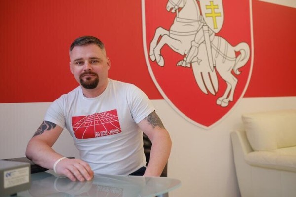 «У меня знакомые выходили на протесты в 2020-м – и вдруг стали Z-патриотами». Экс-менеджер из хоккея – о том, как меняется Беларусь