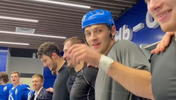 Хоккей.  Максим Сушко стал первым белорусским игроком с 2020 года, кому удался хет-трик в одном матче КХЛ
  