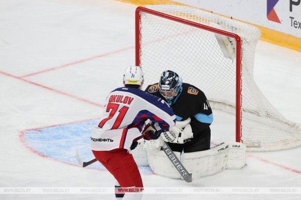 Хоккеисты минского "Динамо" обыграли ЦСКА в матче чемпионата КХЛ