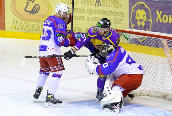 Хоккей.  Betera-Экстралига. "Шахтер" против "Витебска" и другие матчи понедельника
  