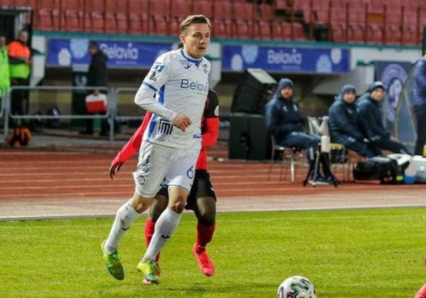 Футбол.  Брестское "Динамо" потерпело домашнее поражение от "Славии"
  