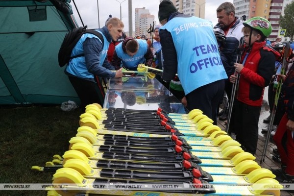 ФОТОФАКТ: Третий этап республиканских соревнований по лыжероллерам "SKIBEL-тур" прошел в Могилеве ФОТОФАКТ: Третий этап республиканских соревнований по лыжероллерам "SKIBEL-тур" прошел в Могилеве