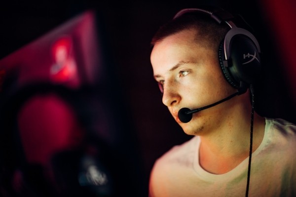 Разное. Nemiga вышла в плей-офф EU Pro League, Outsiders сильнее FURIA и другие новости индустрии за 28 сентября
Разное. Nemiga вышла в плей-офф EU Pro League, Outsiders сильнее FURIA и другие новости индустрии за 28 сентября