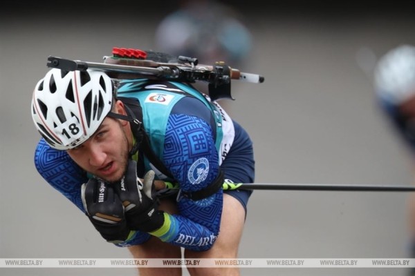 Биатлонист Антон Смольский стал вторым в масс-старте на этапе Кубка Содружества в "Раубичах" Биатлонист Антон Смольский стал вторым в масс-старте на этапе Кубка Содружества в "Раубичах"