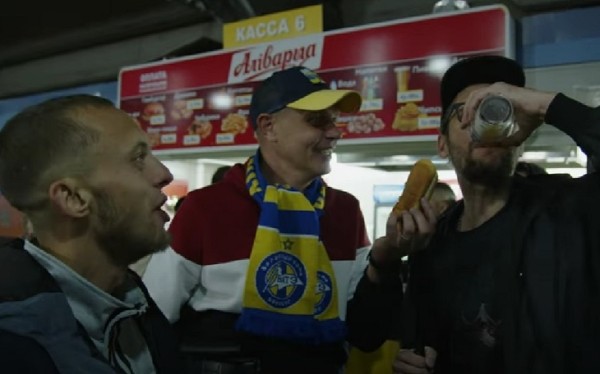 Мем о 3%, вопрос двойнику Гончаренко, откуда готовится нападение, интервью через решетку – российский блогер на белкласико разгонял тоску