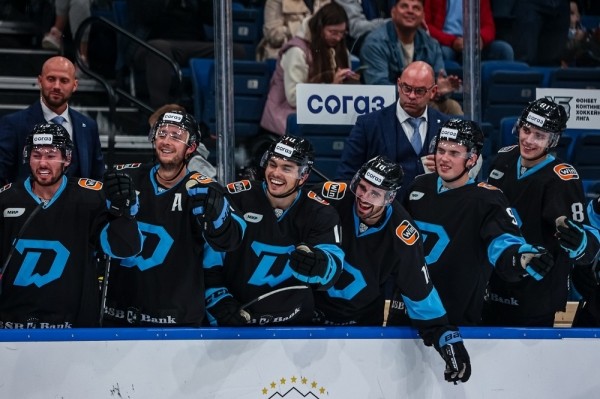 Хоккей.  КХЛ. Шайба Пинчука принесла минскому "Динамо" победу над "Северсталью"
&nbsp;