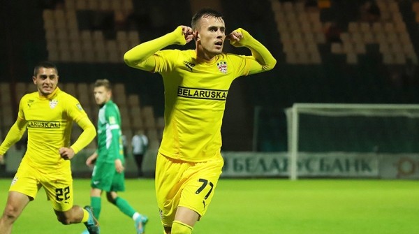 Илья Черняк признан лучшим игроком 21-го тура чемпионата Беларуси по футболу Илья Черняк признан лучшим игроком 21-го тура чемпионата Беларуси по футболу