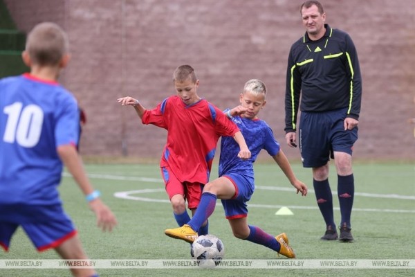 ФОТОФАКТ: Финальный этап соревнований юных футболистов "Кожаный мяч" стартовал в Минске