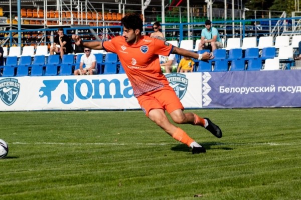 Это сейчас игроки «Энергетика» кошмарят высшую лигу, а вот где они были совсем недавно: не самые очевидные легионеры, выходцы из минора и ни одного воспитанника