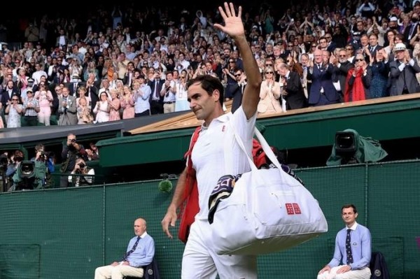 Теннис.  Роджер Федерер объявил, что в конце сентября завершит карьеру
 