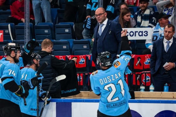 «Динамо» неплохо начало сезон КХЛ благодаря массиву иностранцев – беларусы не забрасывают и в целом на вторых ролях (кроме вратарей, где нет вариантов) «Динамо» неплохо начало сезон КХЛ благодаря массиву иностранцев – беларусы не забрасывают и в целом на вторых ролях (кроме вратарей, где нет вариантов)