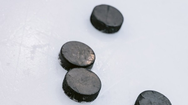 Хоккеисты минского "Динамо" проиграли "Металлургу" в матче чемпионата КХЛ Хоккеисты минского "Динамо" проиграли "Металлургу" в матче чемпионата КХЛ