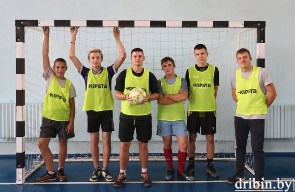 В Дрибине ради «единства» устроили ламповую спартакиаду для пенсионеров – напугали НАТО, порадовали сборную по хоккею