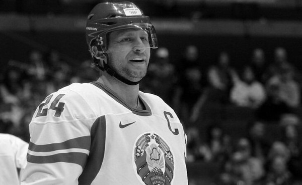 Помог сборной и с российским паспортом, подпись против тренера не поставил, для девушек менял имена и брал авто у Захарова. 25 фактов о Салее, которые мы стали забывать