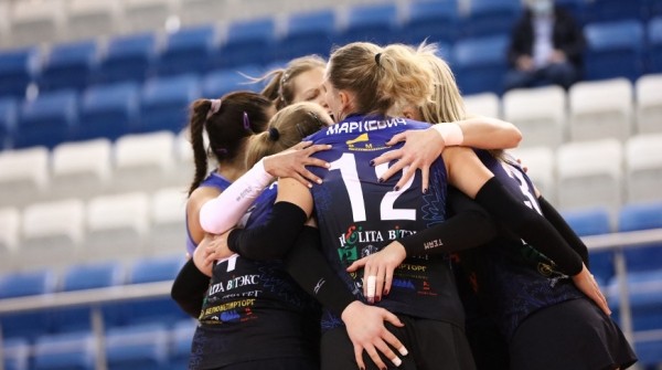 Волейболистки "Минчанки" победили на старте открытого Кубка России Волейболистки "Минчанки" победили на старте открытого Кубка России