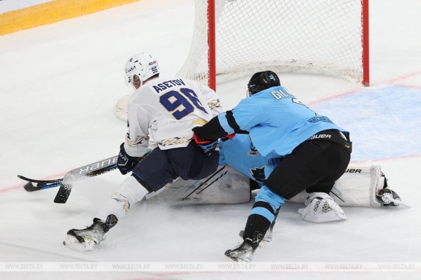 Хоккеисты минского "Динамо" обыграли "Барыс" на старте сезона КХЛ 