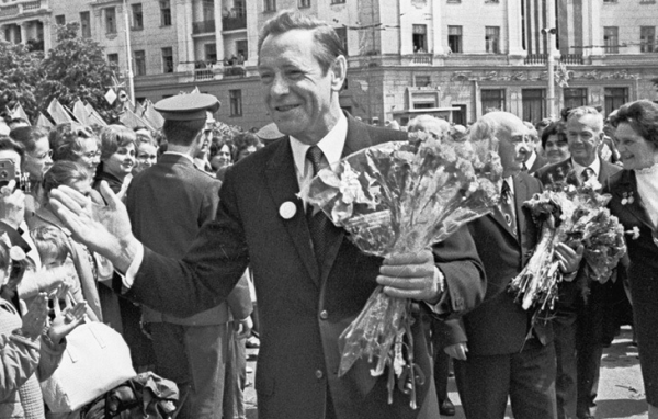 Вы могли не знать, но Машеров любил лыжи, звал Малофеева Медвежонком, лишился часов на хоккейном «Динамо» и предлагал Корбут свадьбу в своей резиденции