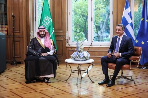 ЧМ-2030 может пройти в Саудовской Аравии, Египте и Греции. Этот альянс выглядит странно только на первый взгляд ЧМ-2030 может пройти в Саудовской Аравии, Египте и Греции. Этот альянс выглядит странно только на первый взгляд