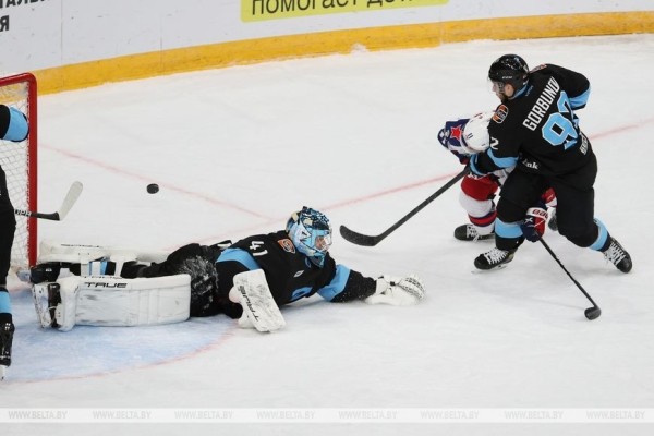 Хоккеисты минского "Динамо" обыграли ЦСКА в матче чемпионата КХЛ
