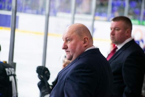 Хоккей.  Олег Хмыль: понятно, что тяжело научиться забивать голы, но хоккеисты должны анализировать свои действия
 