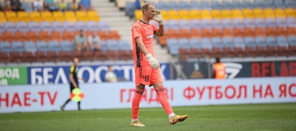 Беды с плечами рушат карьеру Щербицкого: тянутся с 2014-го, после стыка в Лондоне пошли рецедивы, двух лет лечения хватило на два матча за БАТЭ