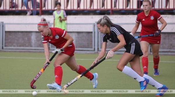ФОТОФАКТ: Хоккеистки "Минска" одержали победу над гродненским "Ритмом" со счетом 3:2 ФОТОФАКТ: Хоккеистки "Минска" одержали победу над гродненским "Ритмом" со счетом 3:2