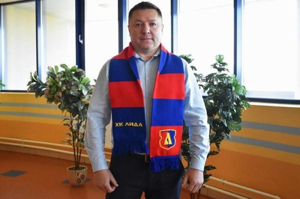 Хоккей.  Главный тренер "Лиды" Юрий Чух: будем биться за восьмерку, цель поставлена
 