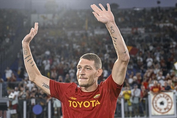 Антони в &laquo;МЮ&raquo; за 100 млн, Белотти в &laquo;Роме&raquo;, Кавани выбрал &laquo;Валенсию&raquo; &ndash; трансферы за неделю