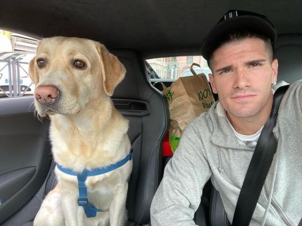 Де Пауль охраняет Месси в сборной. Заступается в матчах и возвеличивает в интервью