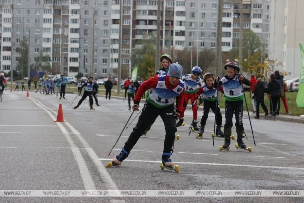 ФОТОФАКТ: Третий этап республиканских соревнований по лыжероллерам "SKIBEL-тур" прошел в Могилеве ФОТОФАКТ: Третий этап республиканских соревнований по лыжероллерам "SKIBEL-тур" прошел в Могилеве