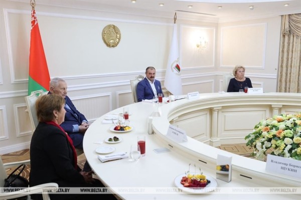 Белорусских чемпионов и призеров Олимпиады-1972 чествовали в НОК Белорусских чемпионов и призеров Олимпиады-1972 чествовали в НОК