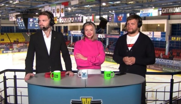 Хоккей. В Жлобине сделали пародию на ведущую шоу "Ак Барса", ролик с которой стал мемом
Хоккей. В Жлобине сделали пародию на ведущую шоу "Ак Барса", ролик с которой стал мемом