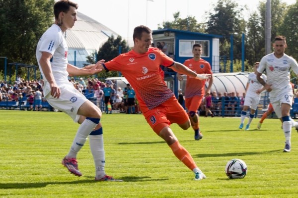 Это сейчас игроки «Энергетика» кошмарят высшую лигу, а вот где они были совсем недавно: не самые очевидные легионеры, выходцы из минора и ни одного воспитанника