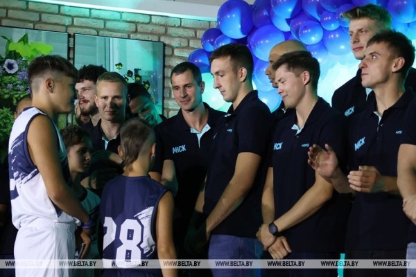 ФОТОФАКТ: БК "Минск" провел презентацию мужской и женской команд перед стартом сезона 2022/2023