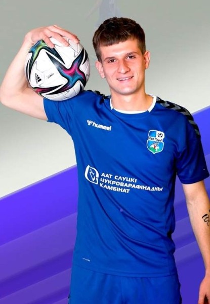 Футбол.  "Слуцк" и "Белшина" разошлись миром
  