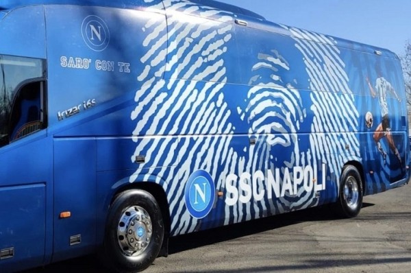 Дети Марадоны запретили «Наполи» использовать образ Диего. Из-за того, что клуб не заплатил им