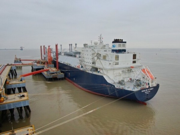 ЧМ-2030 может пройти в Саудовской Аравии, Египте и Греции. Этот альянс выглядит странно только на первый взгляд ЧМ-2030 может пройти в Саудовской Аравии, Египте и Греции. Этот альянс выглядит странно только на первый взгляд