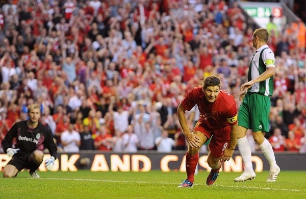 Когда-то на белфутбол хорошо ходили в Европе: «Гомель» в двух матчах посмотрели почти 100 тысяч зрителей, минское «Динамо» прилично собирало в Австрии и Турции Когда-то на белфутбол хорошо ходили в Европе: «Гомель» в двух матчах посмотрели почти 100 тысяч зрителей, минское «Динамо» прилично собирало в Австрии и Турции