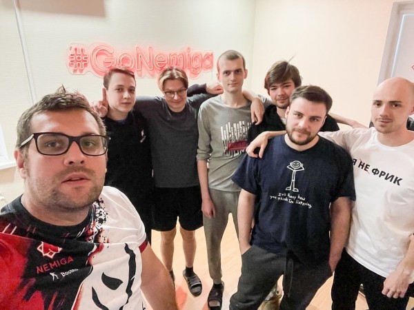 Разное.  Outsiders и NaVi сыграют на TI 2022, FaZe Clan вернулся на первое место в рейтинге HLTV и другие новости киберспорта за 5 сентября
 