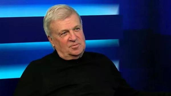 Футбол. Анатолий Скрипко: Байдачный 30 метров пробегал менее чем за четыре секунды! Значит, стометровку мог — быстрее 11
Футбол. Анатолий Скрипко: Байдачный 30 метров пробегал менее чем за четыре секунды! Значит, стометровку мог — быстрее 11