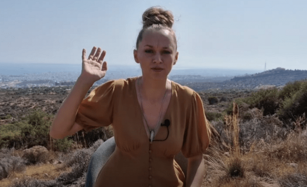 Кристина Петровна Козел воскресла в белфутболе: запустила «шоу», где множит банальности и боится хоть кого-то обидеть. Ей помогает женщина-стерва из центра сексологии Кристина Петровна Козел воскресла в белфутболе: запустила «шоу», где множит банальности и боится хоть кого-то обидеть. Ей помогает женщина-стерва из центра сексологии