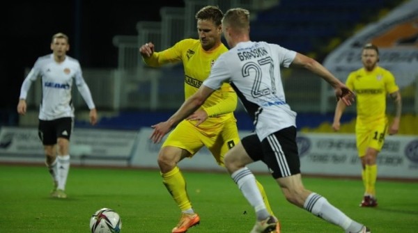 Футболисты "Шахтера" остались на первом месте в чемпионате Беларуси Футболисты "Шахтера" остались на первом месте в чемпионате Беларуси