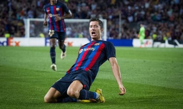 Футбол.  Лига чемпионов. "Барселона" — фаворит в матче с "Интером". "Нерадзурри" обыграли каталонцев лишь раз в десяти встречах
 