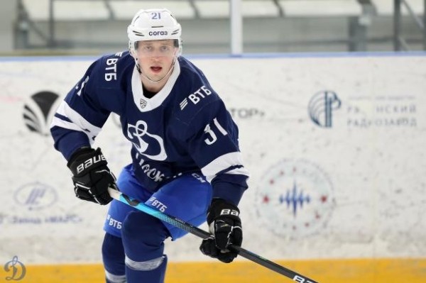 Хоккей.  КХЛ. Результативная передача Владислава Кодолы не помогла московскому "Динамо" победить СКА
 