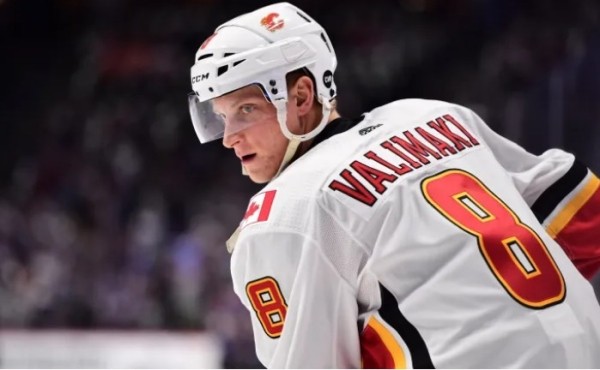 Хоккей. Финн Юусо Вялимяки занял место Владислава Колячонка в "Аризоне"
Хоккей. Финн Юусо Вялимяки занял место Владислава Колячонка в "Аризоне"