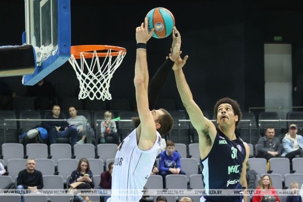 Баскетболисты "Минска" проиграли "Автодору" в Единой лиге ВТБ Баскетболисты "Минска" проиграли "Автодору" в Единой лиге ВТБ